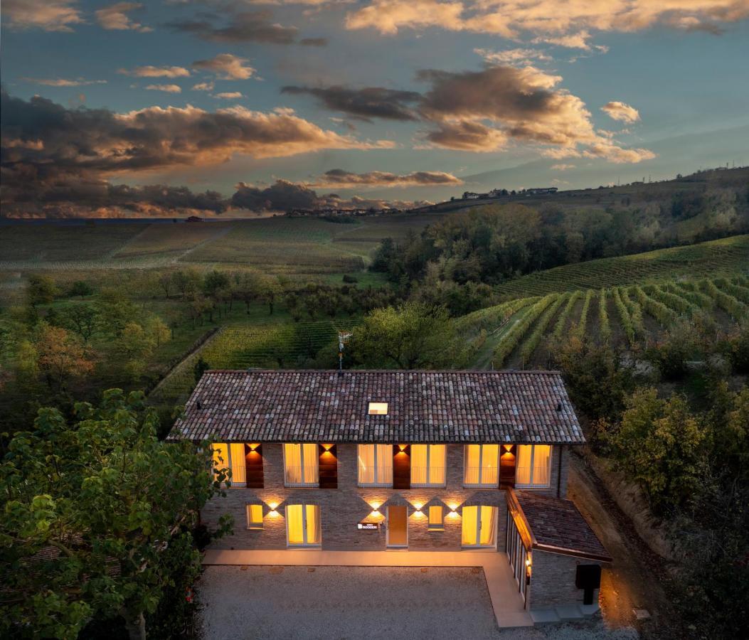 Borgo Roggeri - Country House Nelle Langhe La Morra Exterior foto